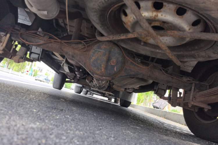 Used Jinbei Hiace X30 2016 1.3L Comfort Model CNG Chassis Rear