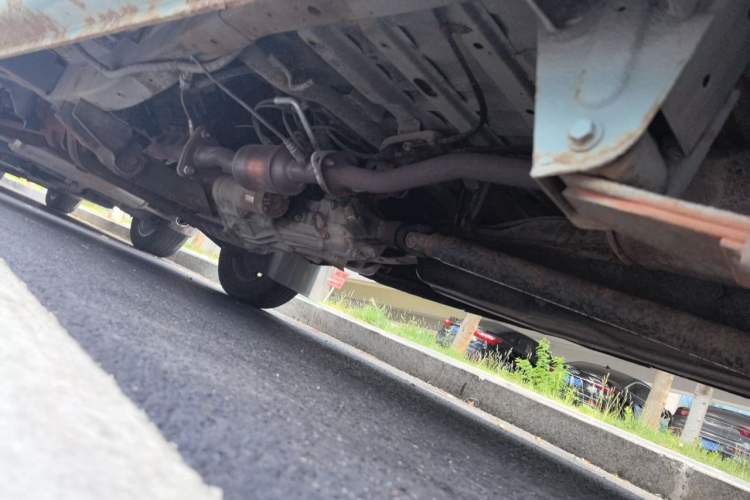 Used Jinbei Hiace X30 2016 1.3L Comfort Model CNG Chassis Rear Left