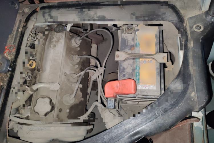 Used Jinbei Hiace X30 2016 1.3L Van Comfort Edition DLCG12 Engine Bay