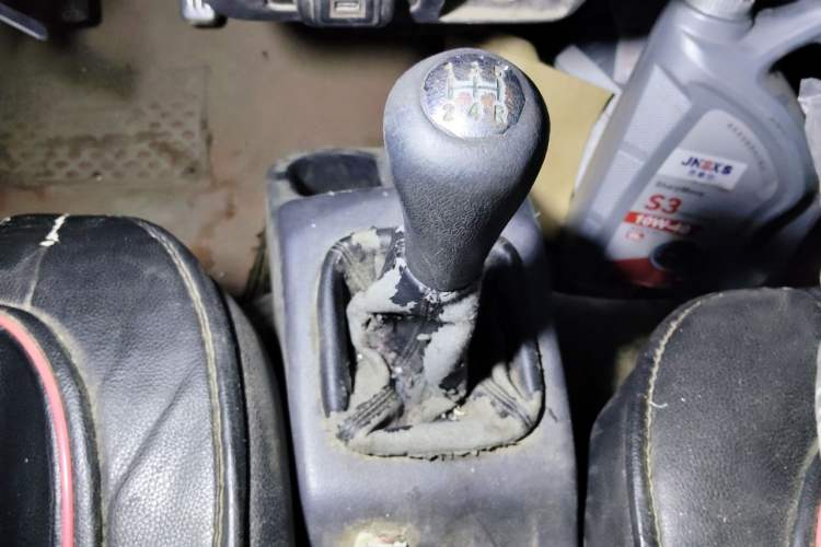Used Jinbei Hiace X30 2016 1.3L Van Standard Edition DLCG12 Gear Lever