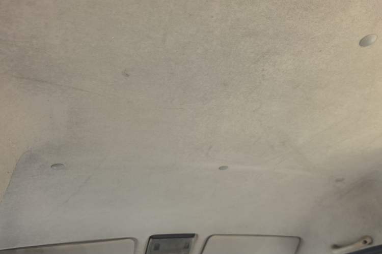 Used Jinbei Hiace X30 2016 1.3L Comfort Model CNG Headliner