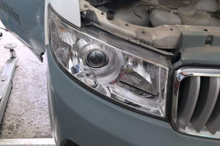 Used Jinbei Hiace X30 2016 1.3L Van Comfort Edition DLCG12 Right Front Headlight