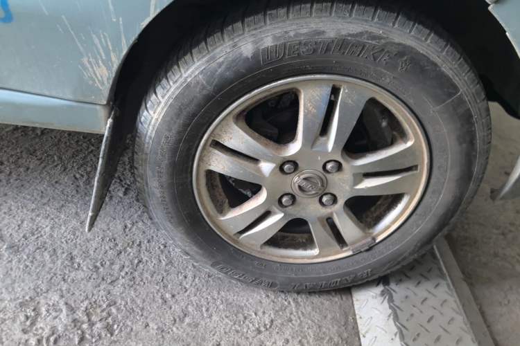 Used Jinbei Hiace X30 2016 1.3L Van Comfort Edition DLCG12 Right Front Wheel Hub