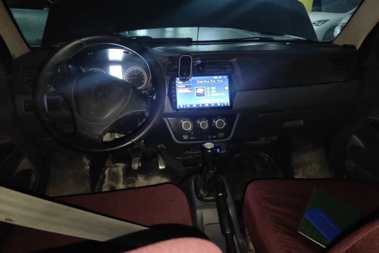 Used Jinbei Hiace X30 2017 1.5L Comfort Model DLCG14 Center Console