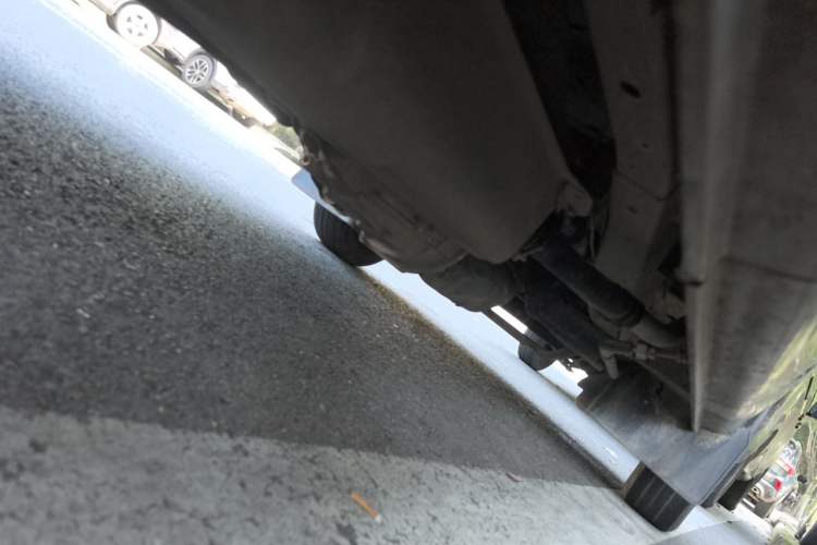 Used Jinbei Hiace X30 2017 1.5L Comfort Model DLCG14 Chassis Rear Right