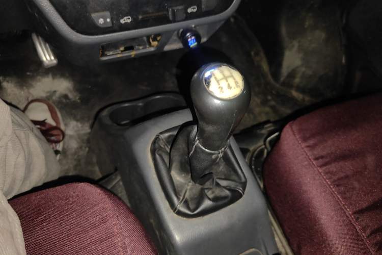 Used Jinbei Hiace X30 2017 1.5L Comfort Model DLCG14 Gear Lever