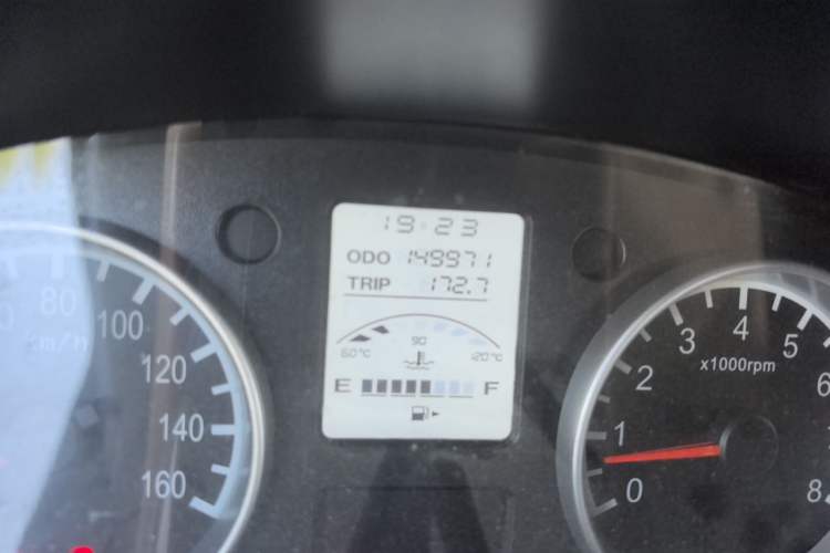 Used Jinbei Hiace X30 2017 1.5L Comfort Model DLCG14 Odometer Close Up