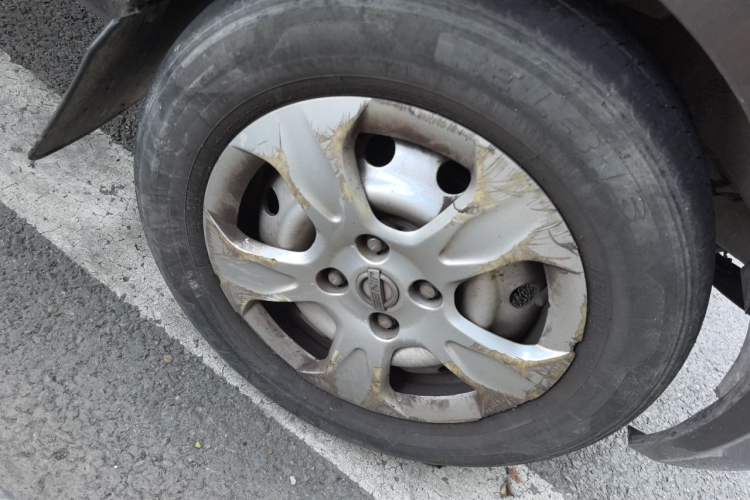 Used Jinbei Hiace X30 2017 1.5L Comfort Model DLCG14 Right Front Wheel Hub