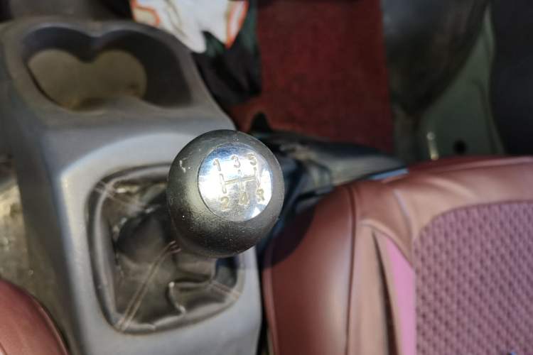 Used Jinbei Hiace X30 2017 1.5L Comfort Model DLCG14 Gear Lever