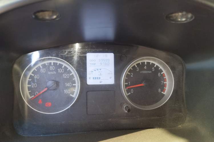Used Jinbei Hiace X30 2017 1.5L Comfort Model DLCG14 Odometer Close Up
