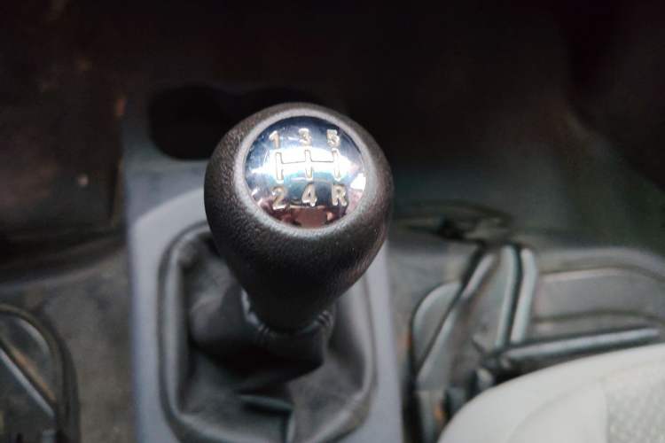 Used Jinbei Hiace X30 2018 1.5L Standard Edition DLCG14 Gear Lever
