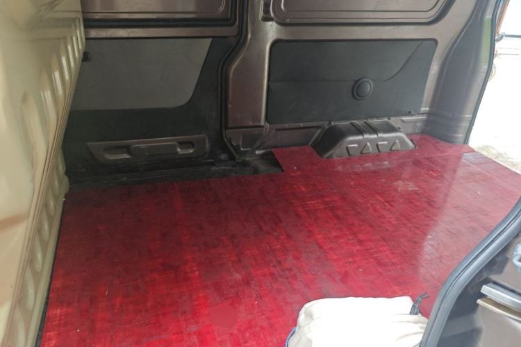 Used Jinbei Hiace X30 2018 1.3L Cargo Van Standard Version DLCG12 Left Rear Seat