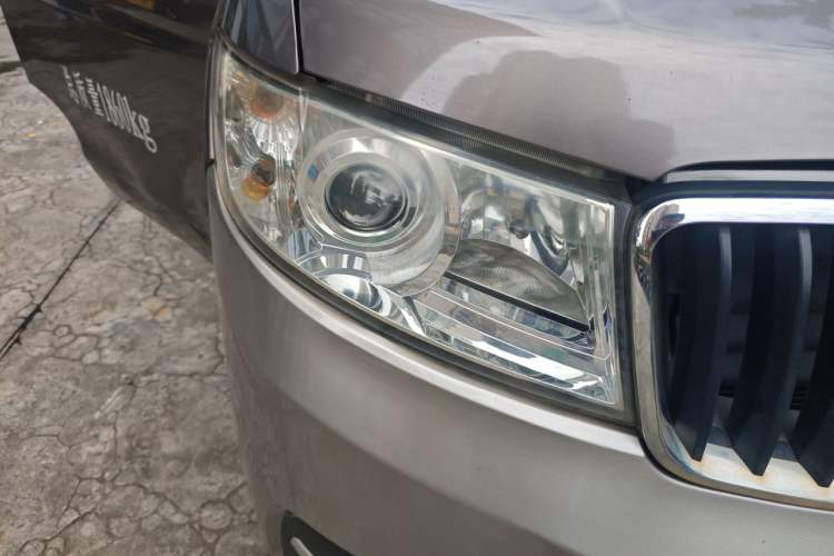 Used Jinbei Hiace X30 2018 1.3L Cargo Van Standard Version DLCG12 Right Front Headlight