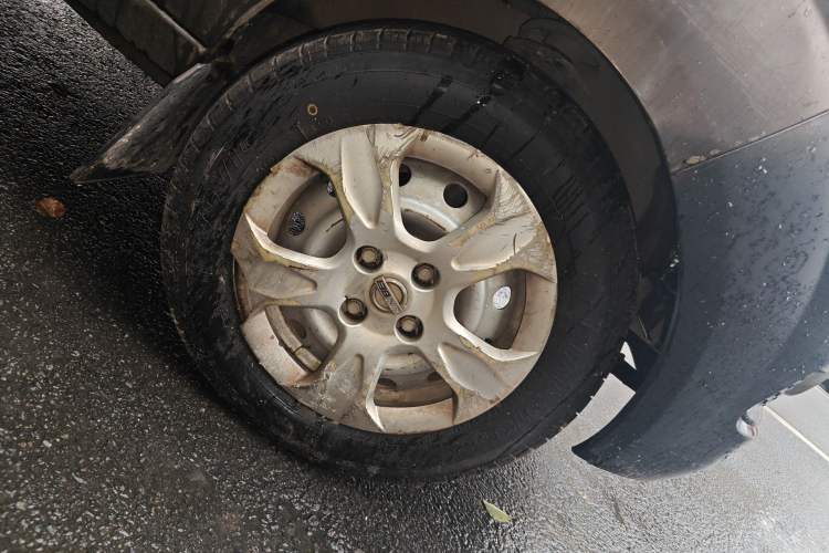 Used Jinbei Hiace X30 2018 1.3L Comfort Model DLCG12 Right Front Wheel Hub