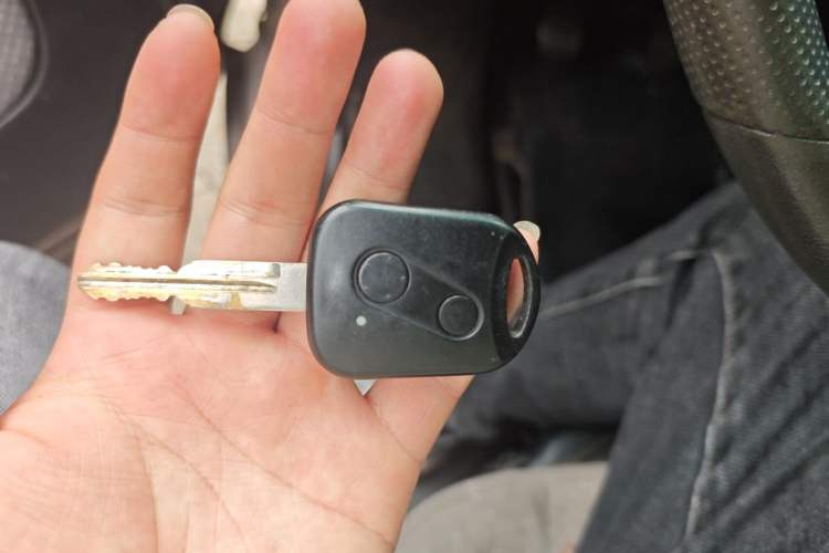 Used Jinbei Hiace X30 2018 1.3L Cargo Van Standard Version DLCG12 Vehicle Key