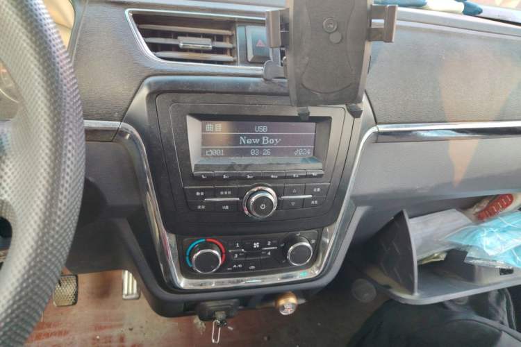 Used Jinbei Hiace X30 2018 1.3L Comfort Model DLCG12 Audio And AC Panel