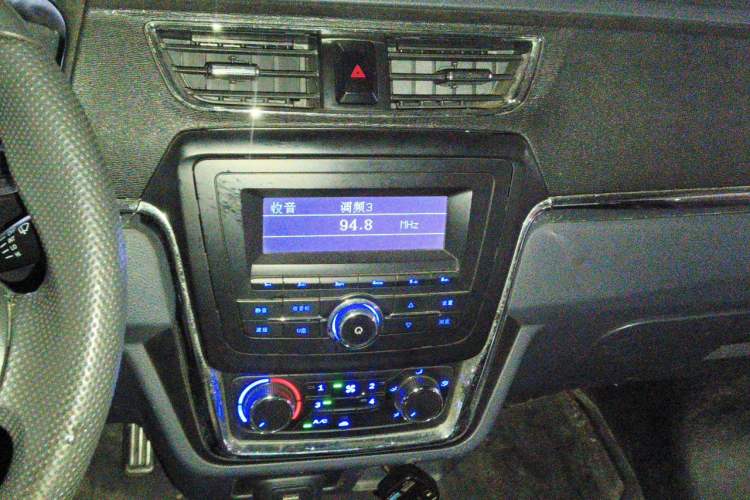 Used Jinbei Hiace X30 2018 1.3L Standard Edition DLCG12 Audio And AC Panel