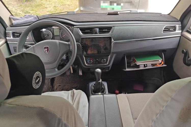 Used Jinbei Hiace X30 2018 1.3L Comfort Model DLCG12 Center Console