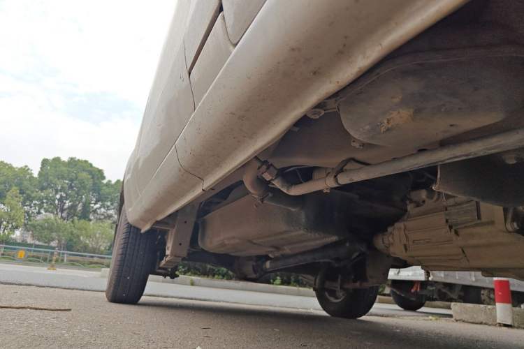 Used Jinbei Hiace X30 2018 1.3L Comfort Model DLCG12 Chassis Front Right