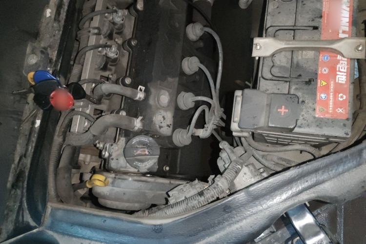 Used Jinbei Hiace X30 2018 1.5L CNG Cargo Van Comfort Model DLCG14 Engine Bay