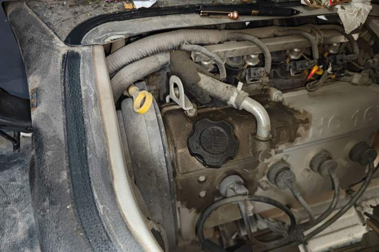 Used Jinbei Hiace X30 2018 1.3L Cargo Van Standard Version DLCG12 Engine Bay Right