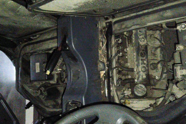 Used Jinbei Hiace X30 2018 1.3L Standard Edition DLCG12 Engine Bay