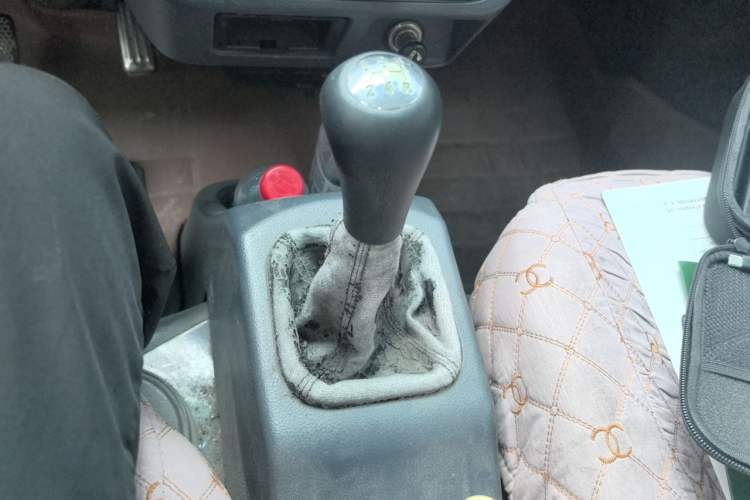 Used Jinbei Hiace X30 2018 1.3L Comfort Model DLCG12 Gear Lever