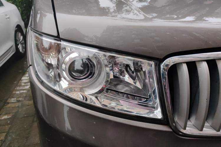 Used Jinbei Hiace X30 2018 1.5L CNG Cargo Van Comfort Model DLCG14 Right Front Headlight