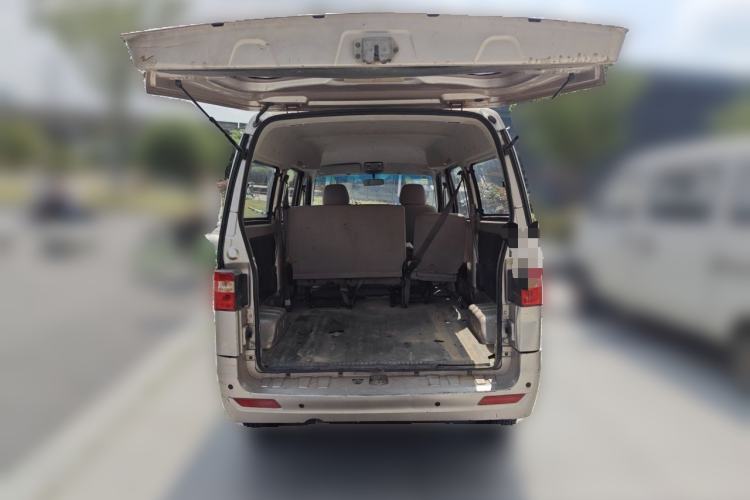 Used Jinbei Hiace X30 2018 1.3L Standard Edition DLCG12 Trunk