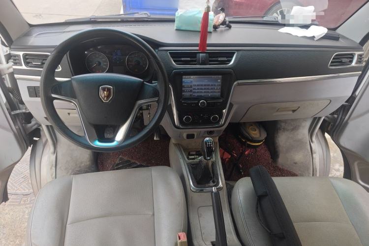 Used Jinbei Hiace X30 2018 1.5L Comfort Model DLCG14 Center Console
