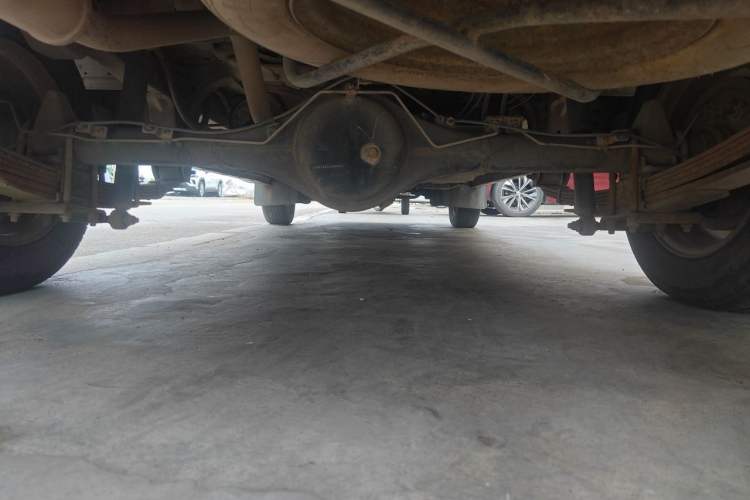 Used Jinbei Hiace X30 2018 1.5L Comfort Model DLCG14 Chassis Rear