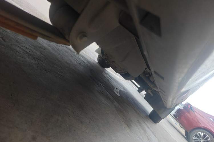 Used Jinbei Hiace X30 2018 1.5L Comfort Model DLCG14 Chassis Rear Right