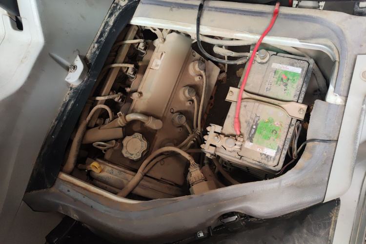 Used Jinbei Hiace X30 2018 1.5L Cargo Van Standard Version DLCG14 Engine Bay