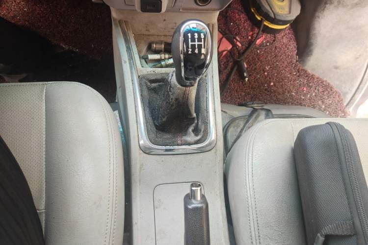 Used Jinbei Hiace X30 2018 1.5L Comfort Model DLCG14 Gear Lever