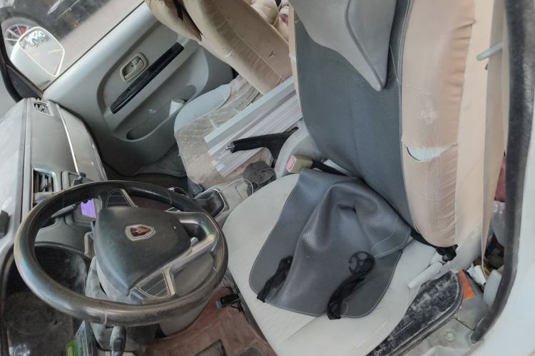 Used Jinbei Hiace X30 2018 1.5L Cargo Van Comfort Model DLCG14 Left Front Seat