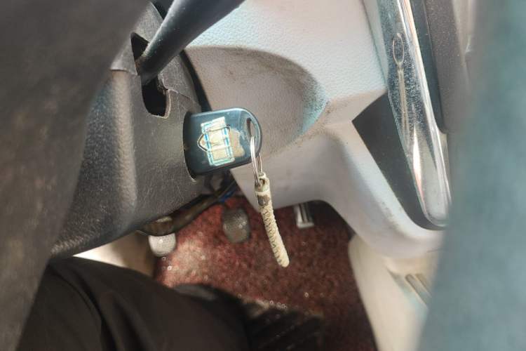 Used Jinbei Hiace X30 2018 1.5L Comfort Model DLCG14 Vehicle Key