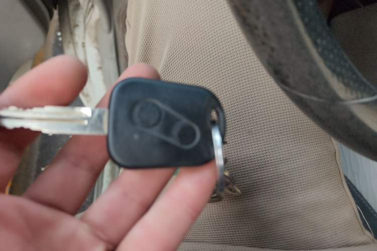 Used Jinbei Hiace X30 2018 1.5L Cargo Van Comfort Model DLCG14 Vehicle Key
