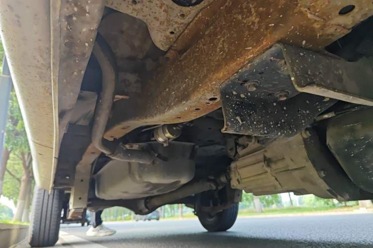 Used Jinbei Hiace X30 2018 1.3L Comfort Model DLCG12 Chassis Front Right