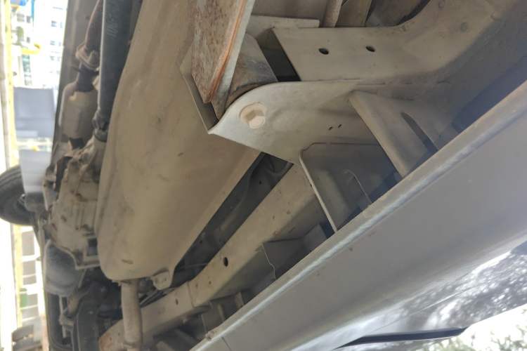 Used Jinbei Hiace X30 2018 1.3L Standard Edition DLCG12 Chassis Rear Right