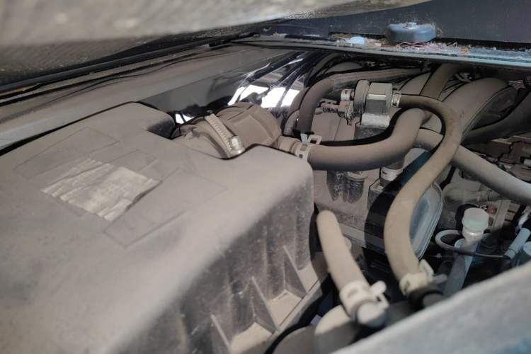 Used Jinbei Hiace X30 2018 1.3L Standard Edition DLCG12 Engine Bay Right