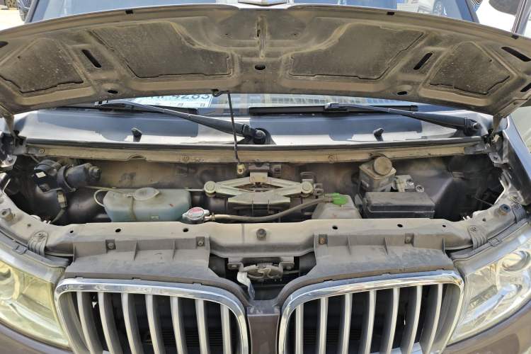 Used Jinbei Hiace X30 2018 1.3L Standard Edition DLCG12 Engine Bay