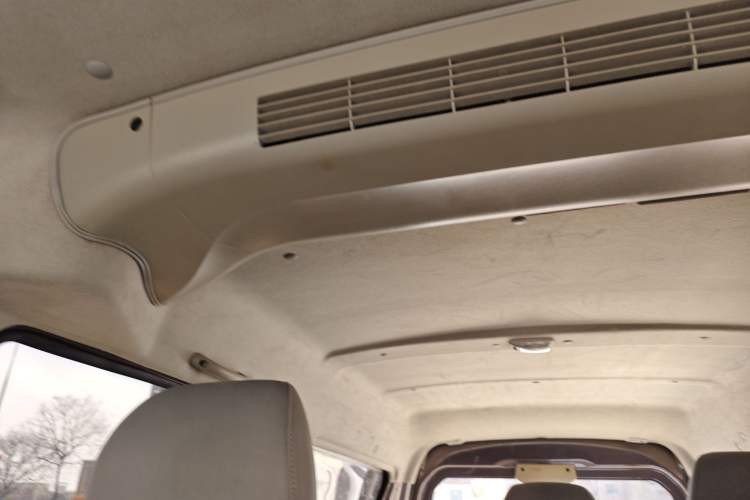 Used Jinbei Hiace X30 2018 1.3L Standard Edition DLCG12 Headliner