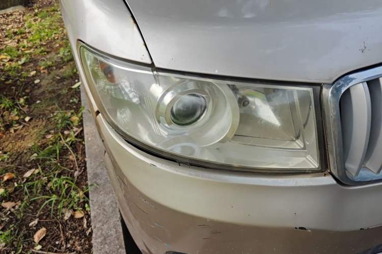 Used Jinbei Hiace X30 2018 1.3L Comfort Model DLCG12 Right Front Headlight