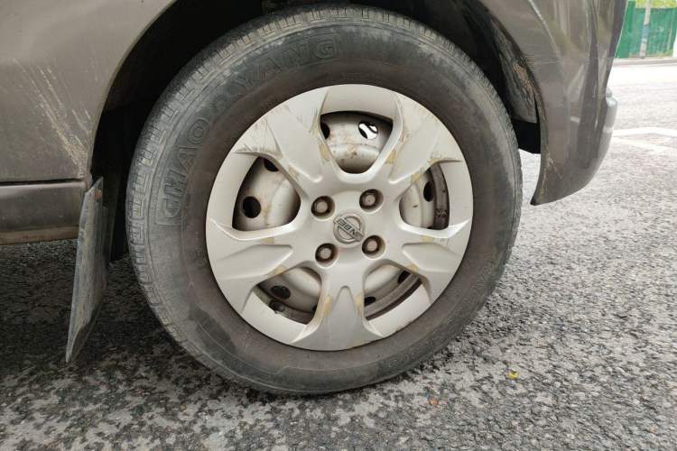Used Jinbei Hiace X30 2018 1.3L Comfort Model DLCG12 Right Front Wheel Hub