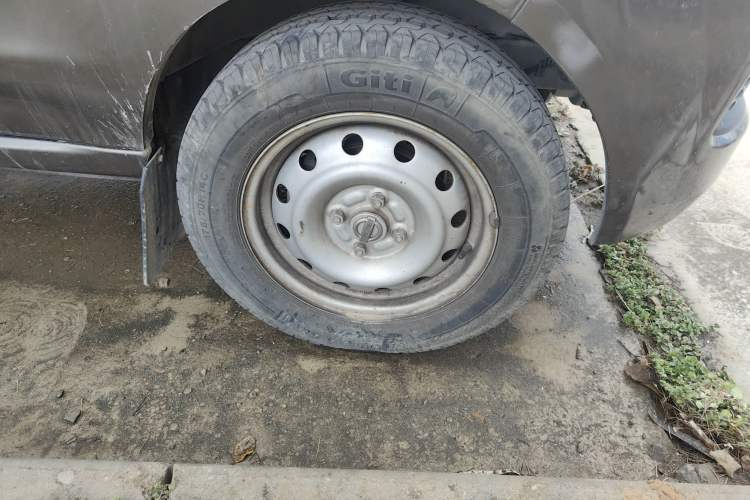 Used Jinbei Hiace X30 2018 1.3L Standard Edition DLCG12 Right Front Wheel Hub