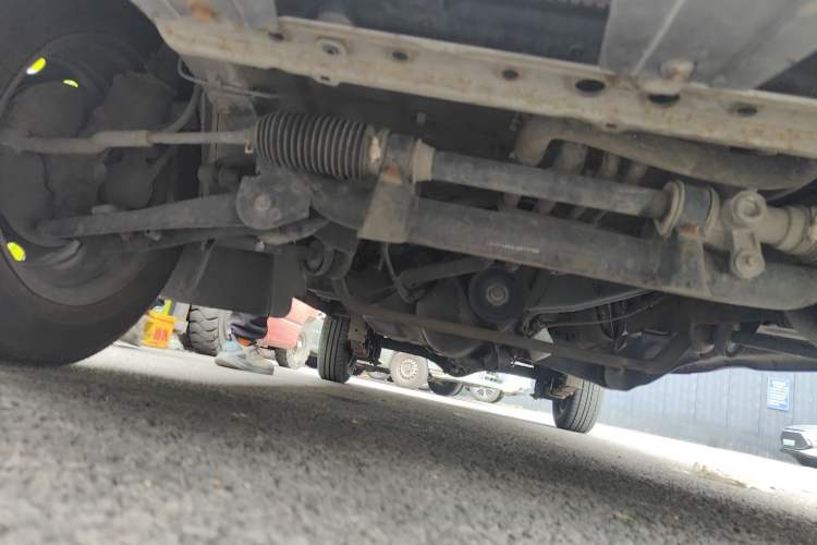 Used Jinbei Hiace X30 2018 1.3L Cargo Van Standard Version DLCG12 Chassis Front