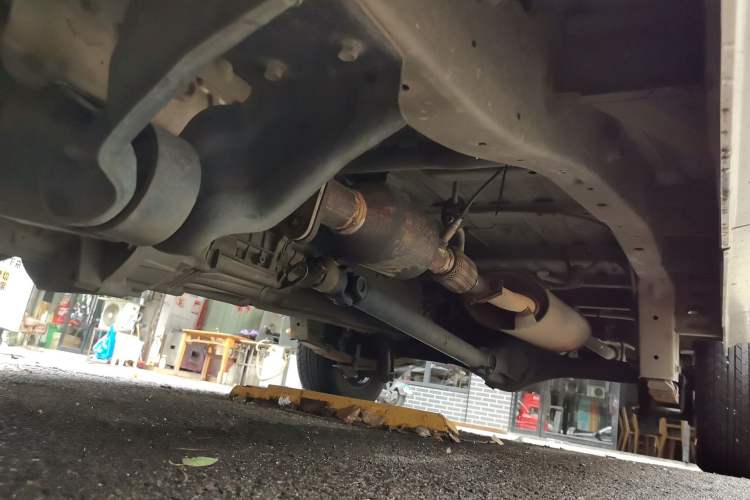 Used Jinbei Hiace X30 2018 1.5L Comfort Model DLCG14 Chassis Front Left