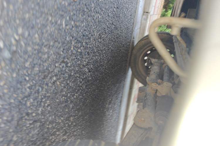 Used Jinbei Hiace X30  Chassis Front Left