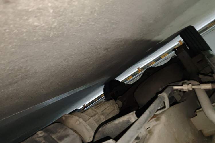 Used Jinbei Hiace X30 2018 1.3L Standard Edition DLCG12 Chassis Front Right
