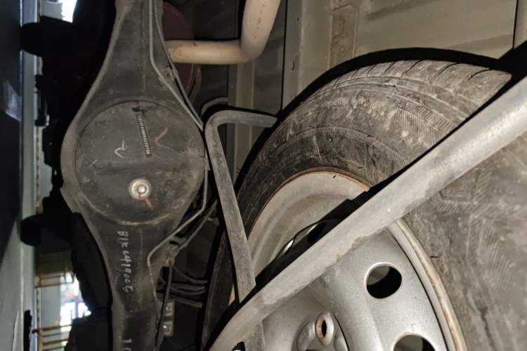 Used Jinbei Hiace X30 2018 1.3L Standard Edition DLCG12 Chassis Rear